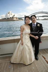 sydney wedding boat for ceremony 